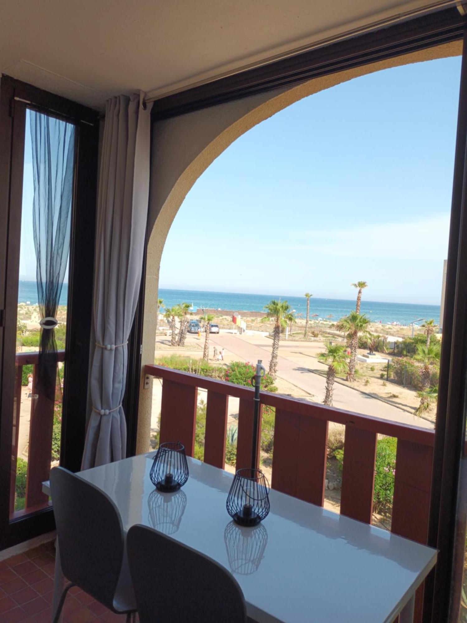 Le Victoria'S Beach Barcares - Parking Prive - Direct Plage - 5 Minutes A Pied Du Lydia - 3 Personnes Le Barcarès Zewnętrze zdjęcie